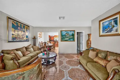 1936 Washington Street Hollywood FL 33020
