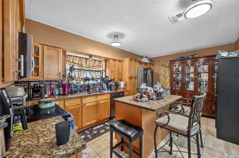 1936 Washington Street Hollywood FL 33020