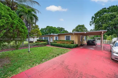 1936 Washington Street Hollywood FL 33020