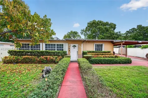 1936 Washington Street Hollywood FL 33020
