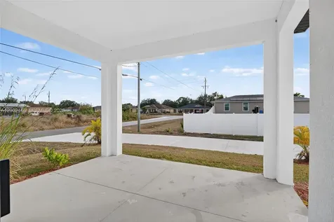2513 69th Street W Lehigh Acres FL 33971