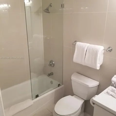185 SE 14th Terrace Miami FL 33131