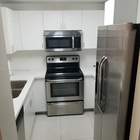 185 SE 14th Terrace Miami FL 33131