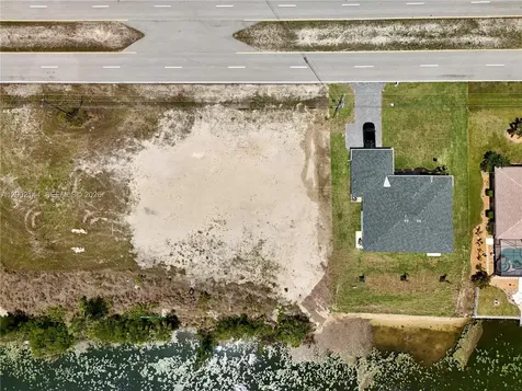 900 Vogiantzis Parkway Cape Coral FL 33909