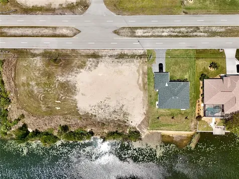 900 Vogiantzis Parkway Cape Coral FL 33909