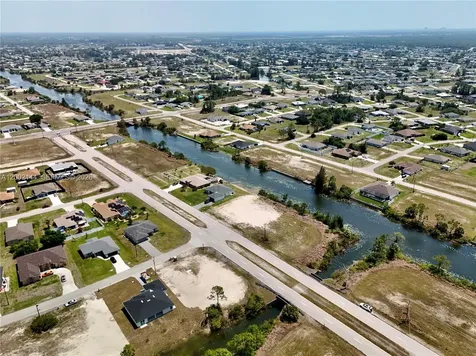 900 Vogiantzis Parkway Cape Coral FL 33909