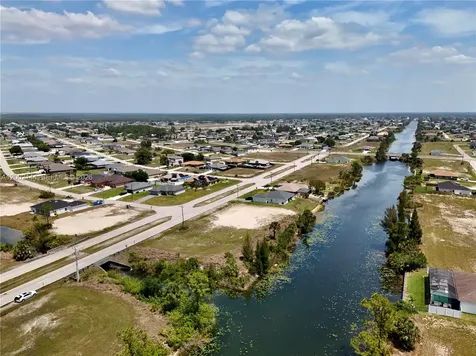 900 Vogiantzis Parkway Cape Coral FL 33909