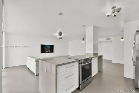 18041 Biscayne Boulevard Aventura FL 33160