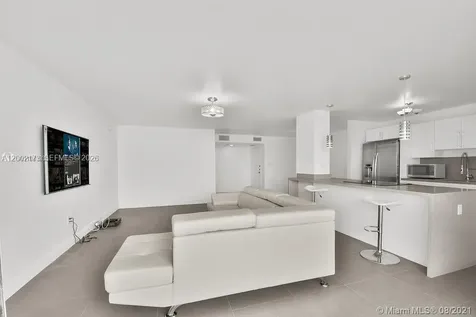 18041 Biscayne Boulevard Aventura FL 33160
