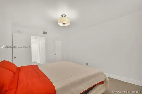 18041 Biscayne Boulevard Aventura FL 33160