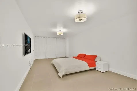 18041 Biscayne Boulevard Aventura FL 33160