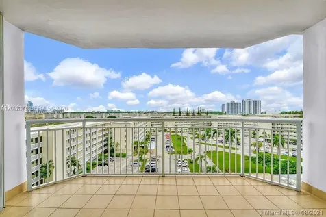 18041 Biscayne Boulevard Aventura FL 33160