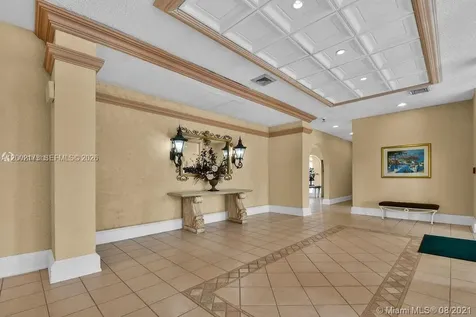 18041 Biscayne Boulevard Aventura FL 33160