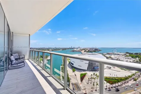 888 Biscayne Boulevard Miami FL 33132