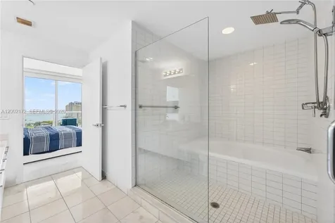 888 Biscayne Boulevard Miami FL 33132