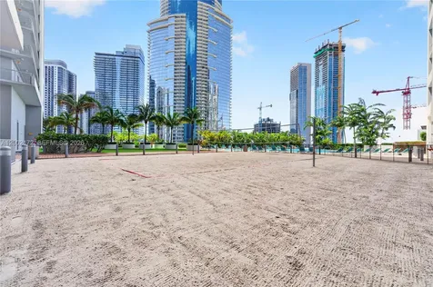 888 Biscayne Boulevard Miami FL 33132