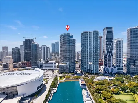 888 Biscayne Boulevard Miami FL 33132