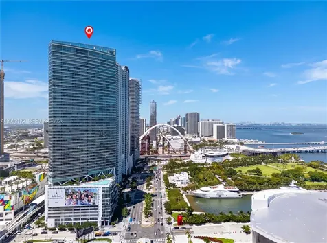 888 Biscayne Boulevard Miami FL 33132