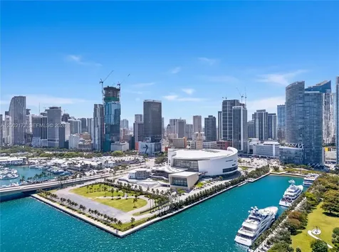 888 Biscayne Boulevard Miami FL 33132