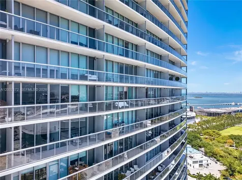 888 Biscayne Boulevard Miami FL 33132