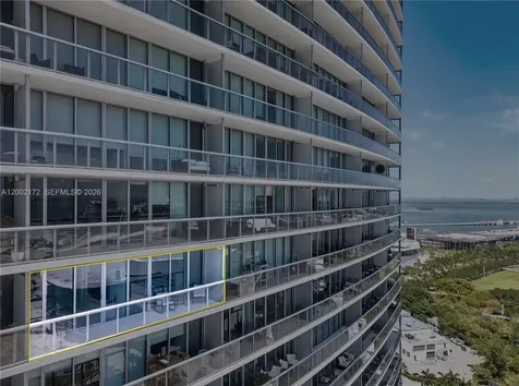 888 Biscayne Boulevard Miami FL 33132
