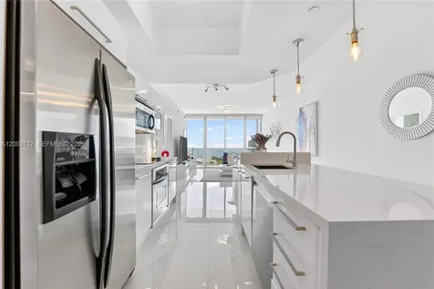 888 Biscayne Boulevard Miami FL 33132