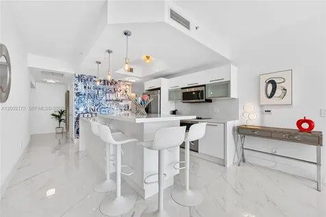 888 Biscayne Boulevard Miami FL 33132