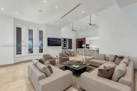 432 S Hibiscus Drive Miami Beach FL 33139