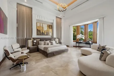 432 S Hibiscus Drive Miami Beach FL 33139
