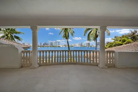 432 S Hibiscus Drive Miami Beach FL 33139