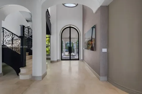 432 S Hibiscus Drive Miami Beach FL 33139