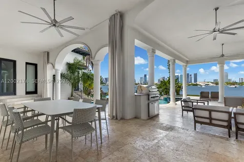 432 S Hibiscus Drive Miami Beach FL 33139