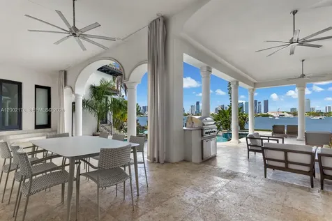 432 S Hibiscus Drive Miami Beach FL 33139