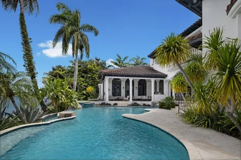 432 S Hibiscus Drive Miami Beach FL 33139