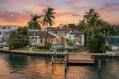 432 S Hibiscus Drive Miami Beach FL 33139