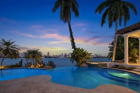 432 S Hibiscus Drive Miami Beach FL 33139