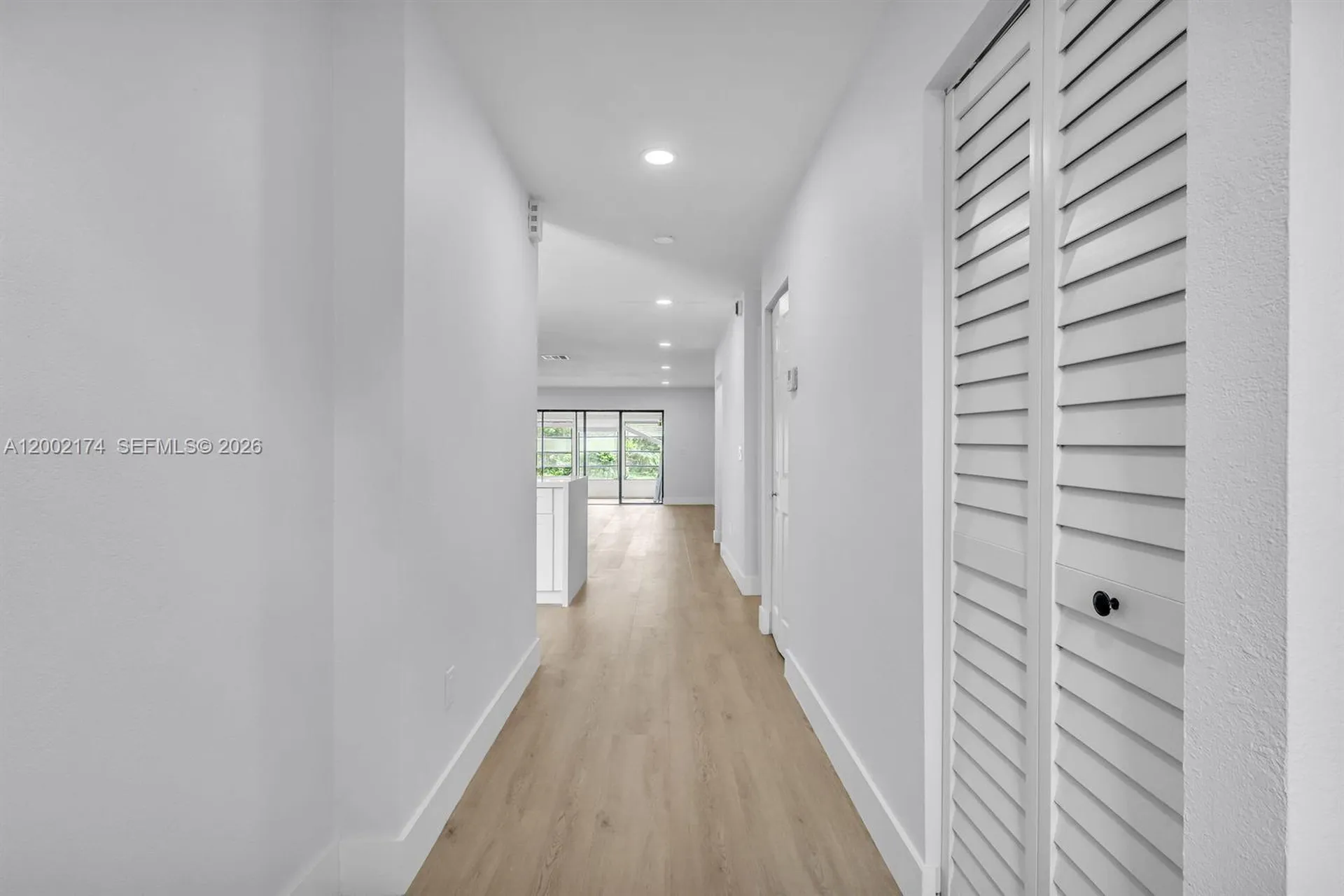 8535 Casa Del Lago Boca Raton FL 33433