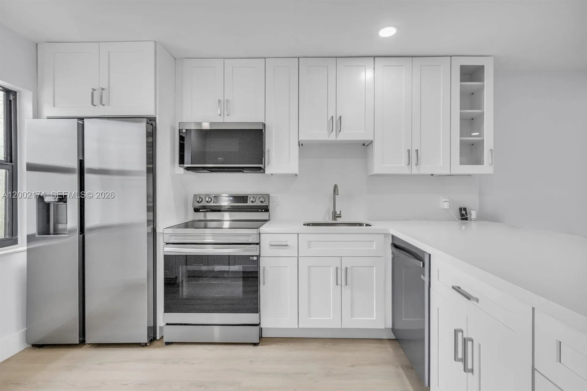 8535 Casa Del Lago Boca Raton FL 33433