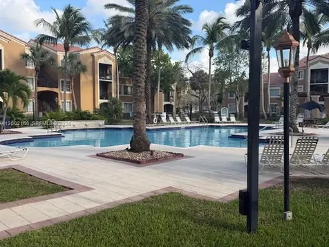 8070 N Nob Hill Road Tamarac FL 33321
