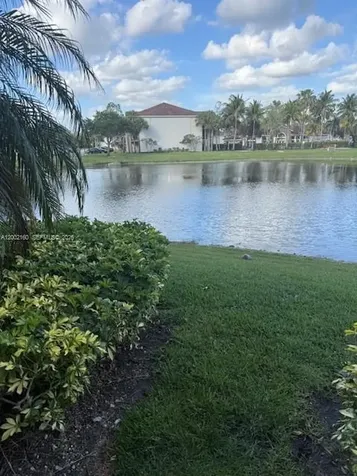 8070 N Nob Hill Road Tamarac FL 33321