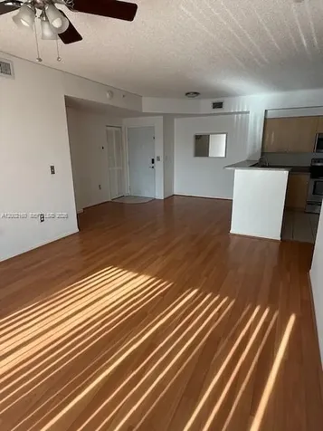 8070 N Nob Hill Road Tamarac FL 33321
