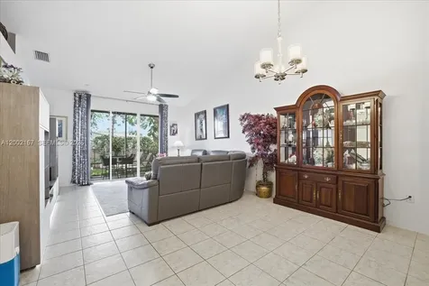 7600 S Aragon Boulevard Sunrise FL 33322