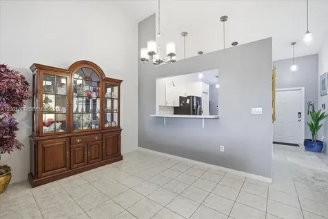 7600 S Aragon Boulevard Sunrise FL 33322