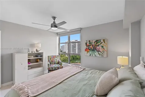 3500 Mystic Pointe Drive Aventura FL 33180