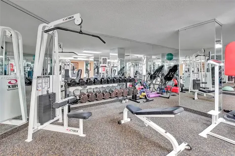 3500 Mystic Pointe Drive Aventura FL 33180