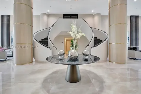3500 Mystic Pointe Drive Aventura FL 33180