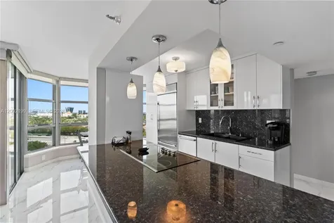 3500 Mystic Pointe Drive Aventura FL 33180