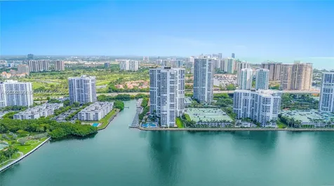 3500 Mystic Pointe Drive Aventura FL 33180