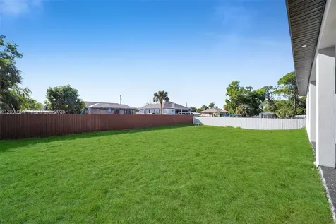 2913 14th Street W Lehigh Acres FL 33971