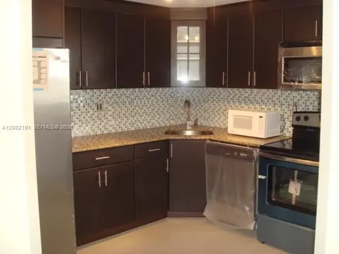 2750 NE 183rd Street Aventura FL 33160